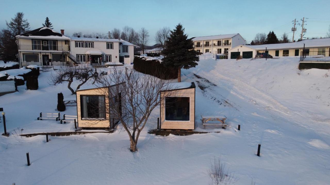 Auberge De Nos Aieux Les Eboulements ภายนอก รูปภาพ