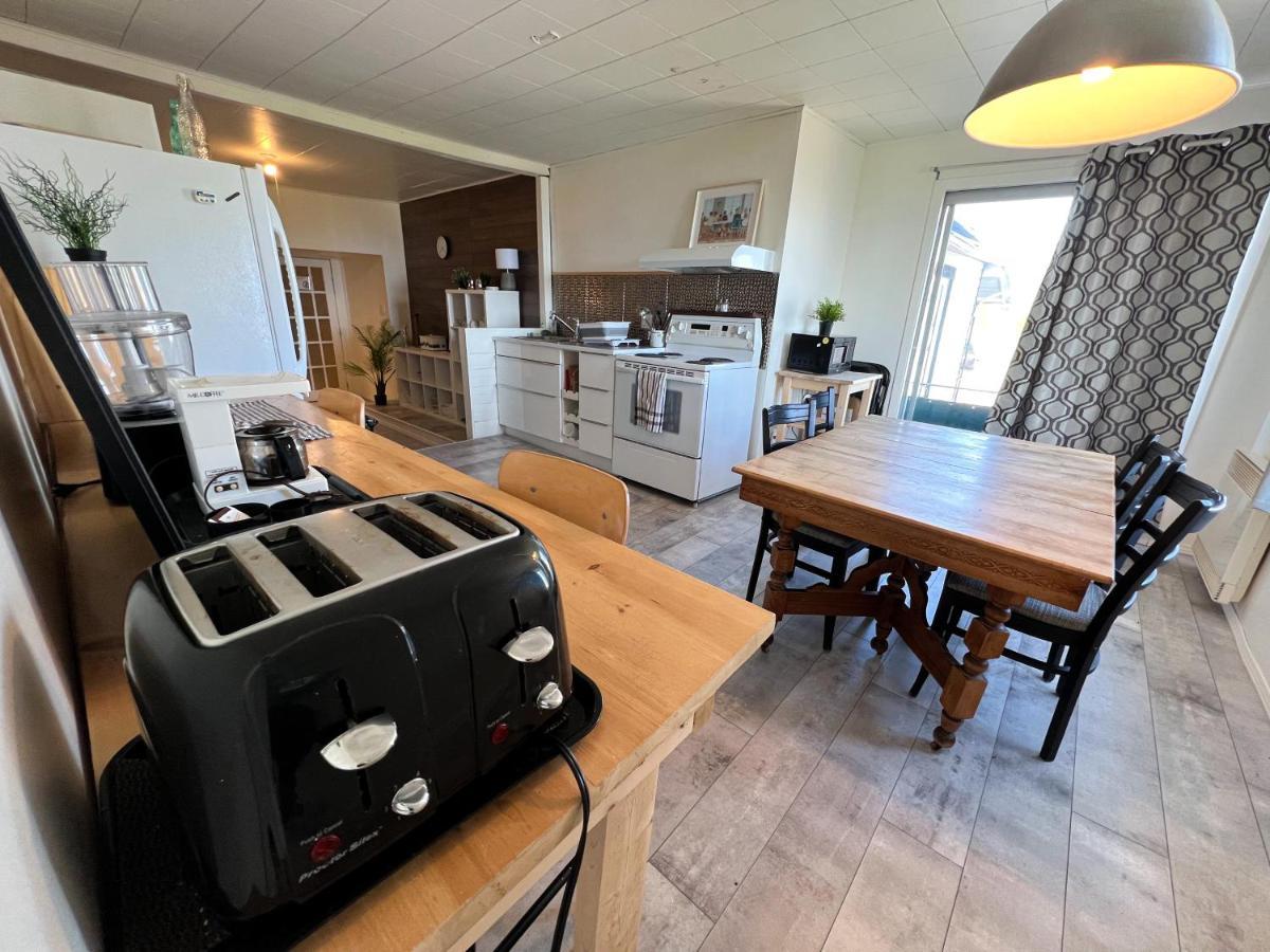 Auberge De Nos Aieux Les Eboulements ภายนอก รูปภาพ