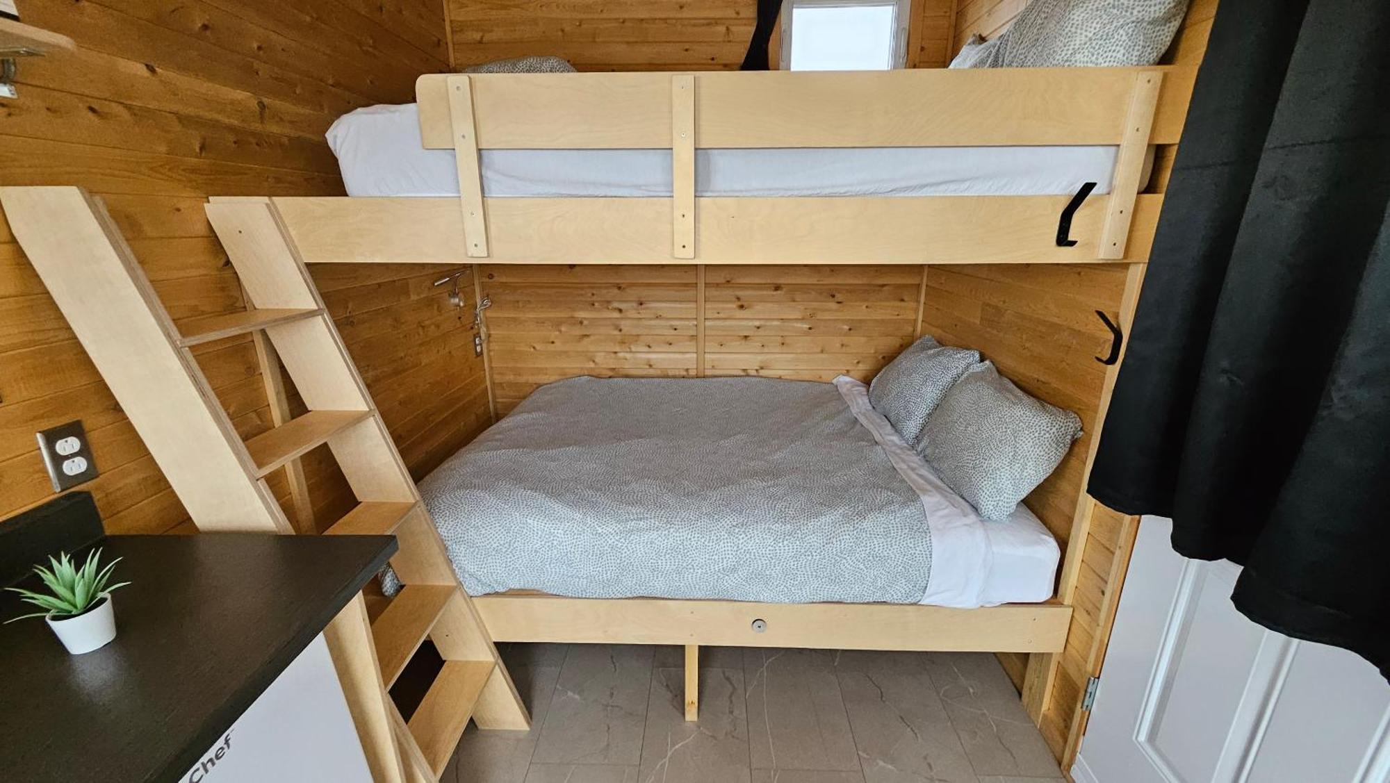 Auberge De Nos Aieux Les Eboulements ภายนอก รูปภาพ