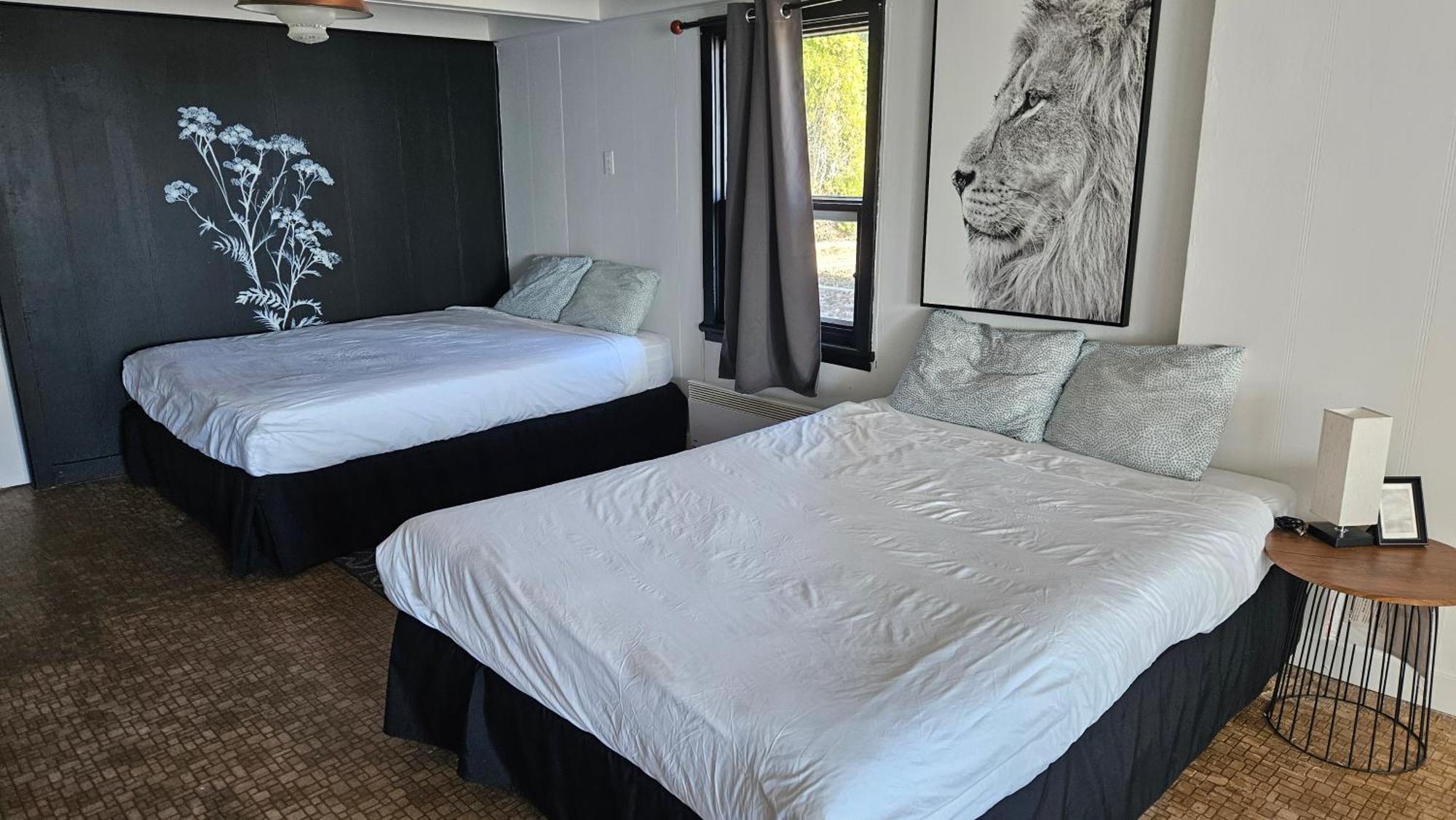 Auberge De Nos Aieux Les Eboulements ภายนอก รูปภาพ