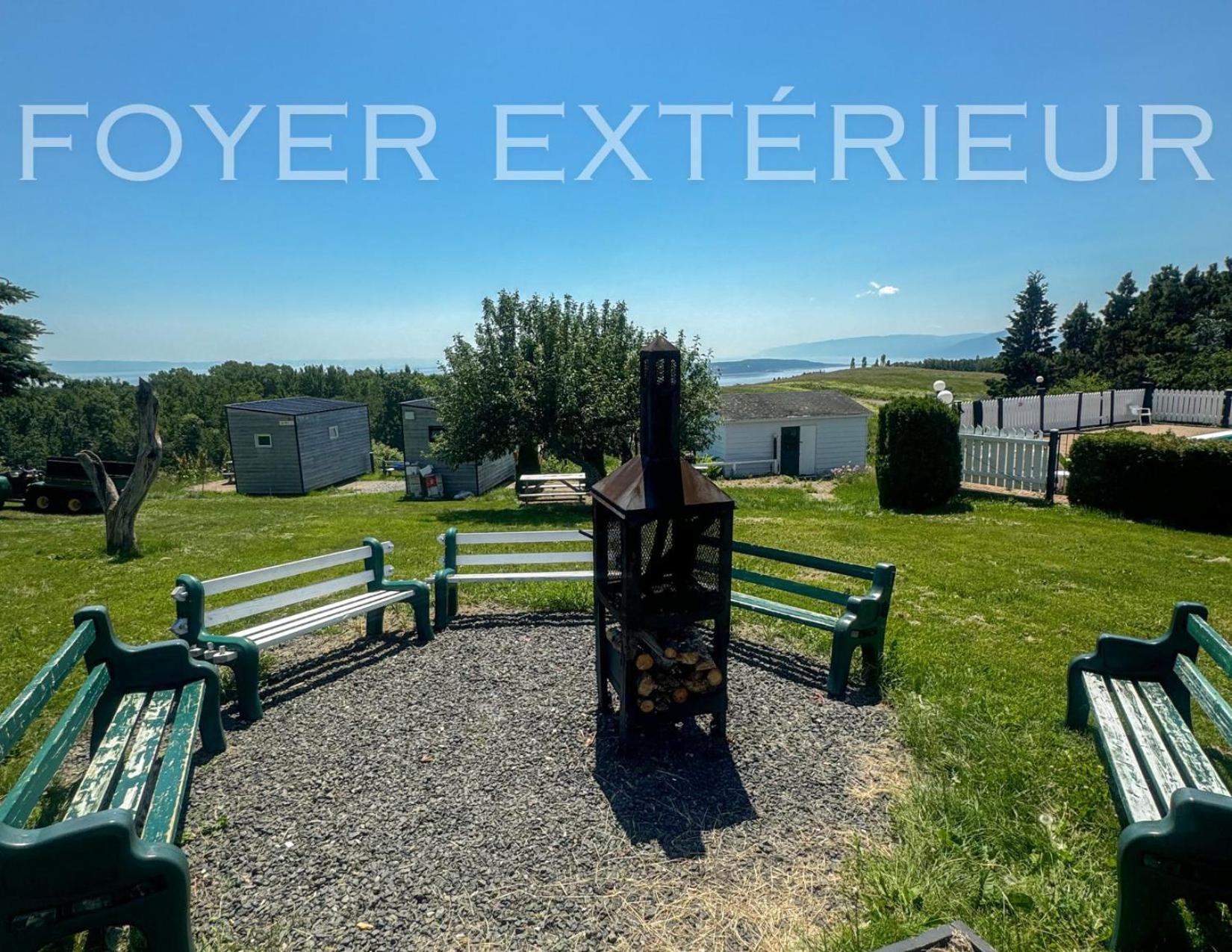 Auberge De Nos Aieux Les Eboulements ภายนอก รูปภาพ