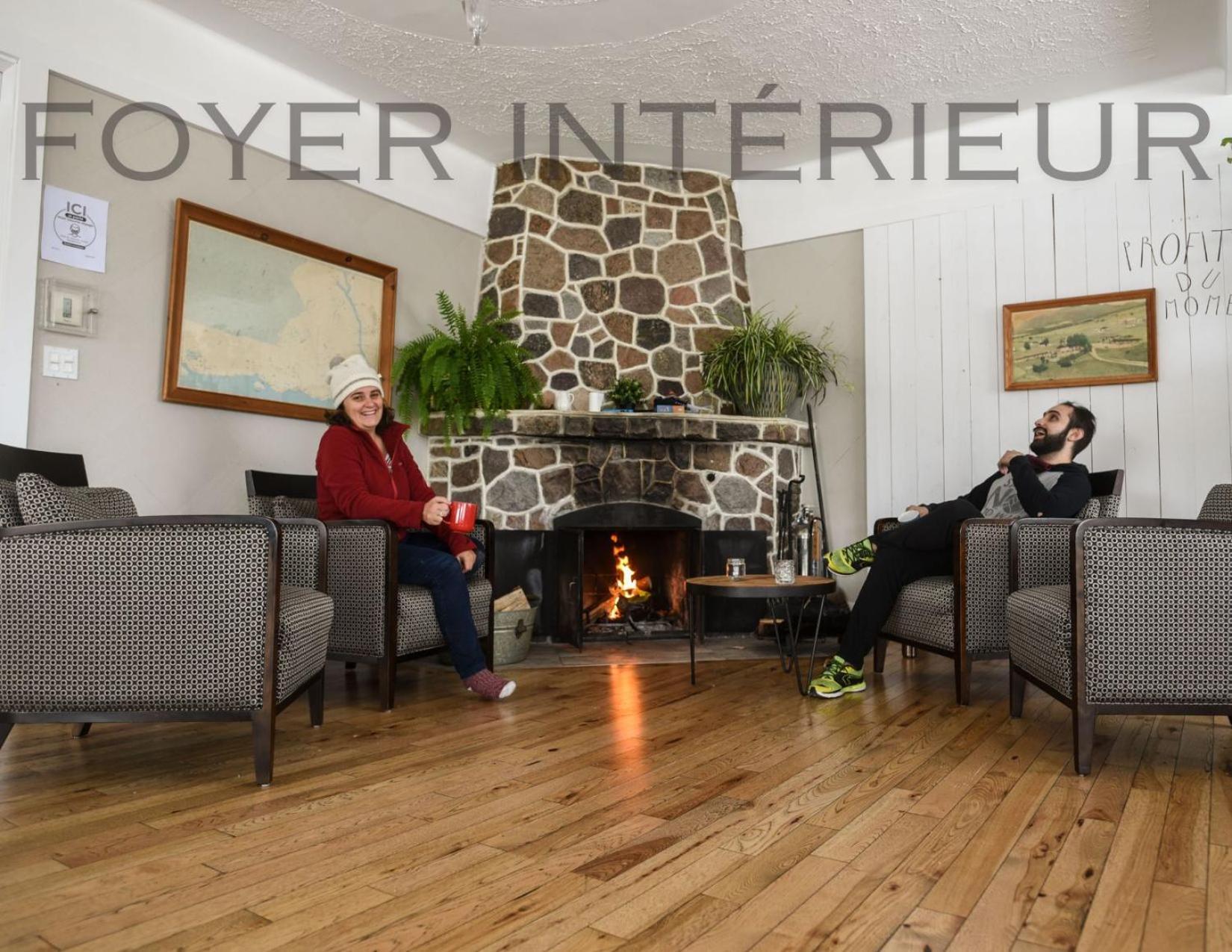 Auberge De Nos Aieux Les Eboulements ภายนอก รูปภาพ
